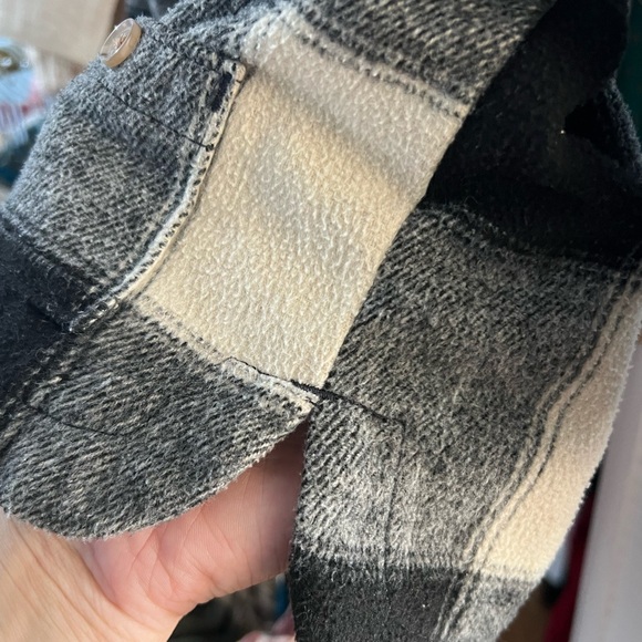 Banana Republic Kids Plaid Jacket with Sherpa Collar - Black and White - Picture 6 of 6